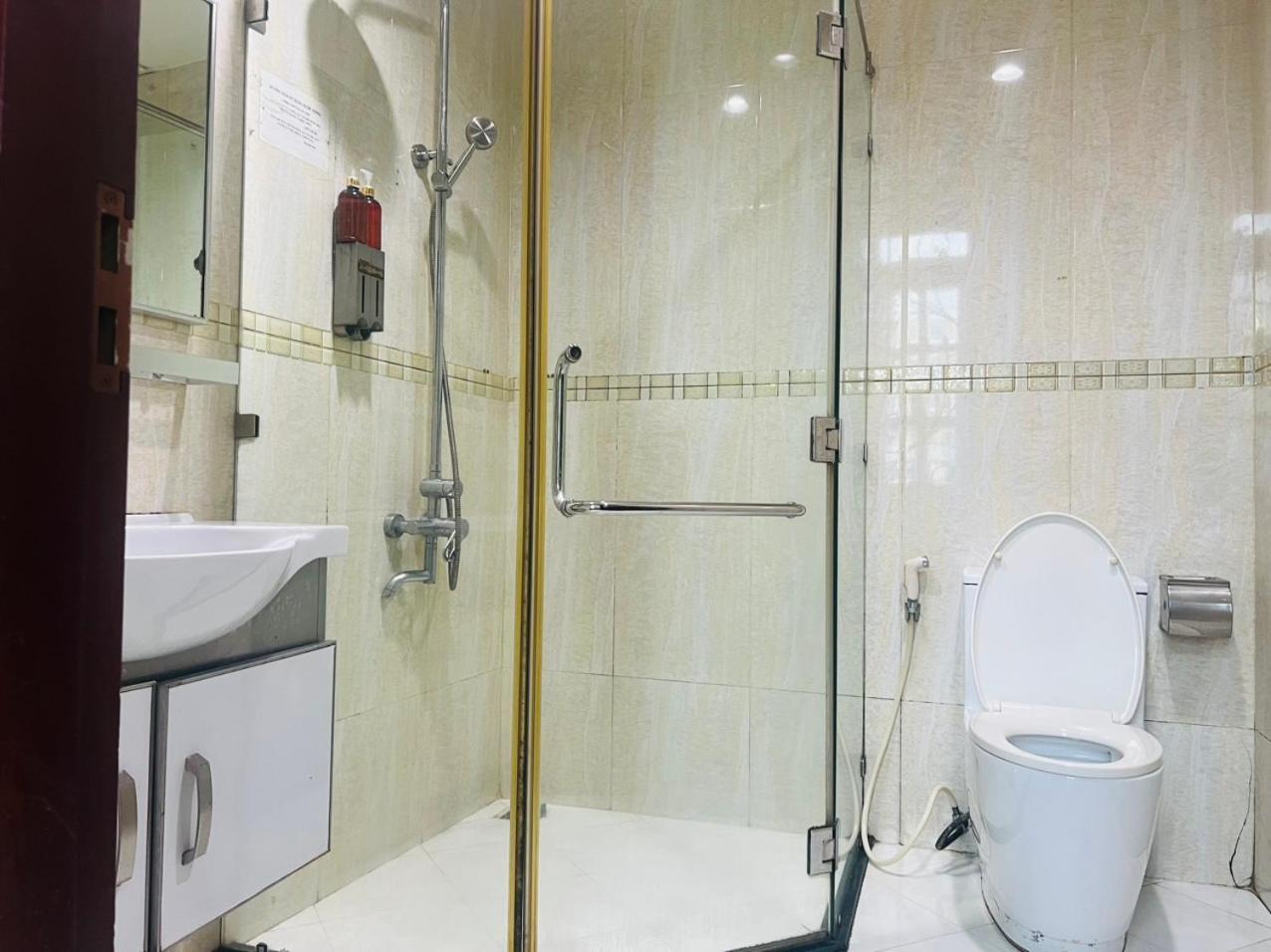 Khach San Avatar Hotel Ho Chi Minh City Exterior photo